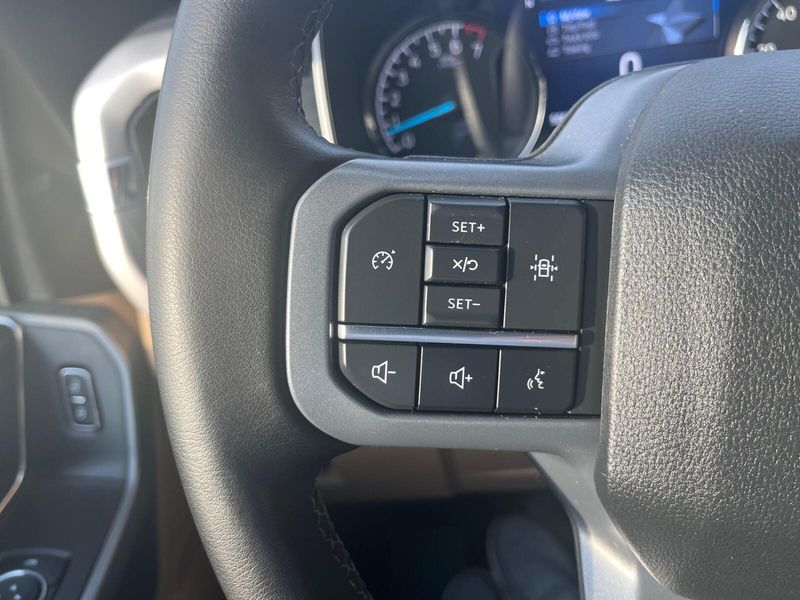 2023 Ford F-150 XLTImage 8