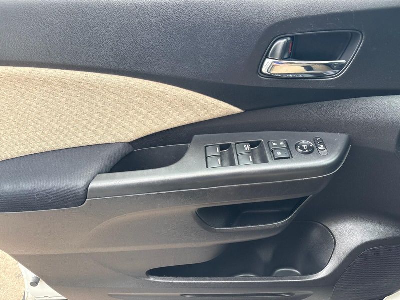 2015 Honda CR-V EXImage 13