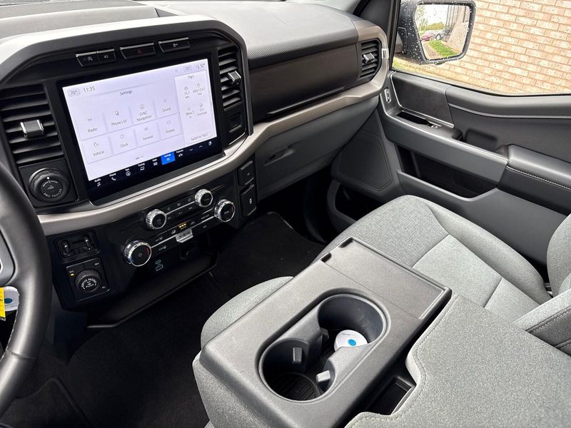 2024 Ford F-150 XLTImage 18