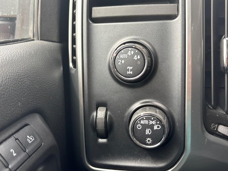 Used 2016 Chevrolet Silverado 1500 LTZImage 16