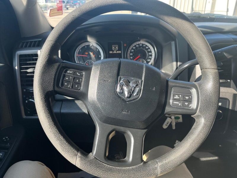 2017 RAM 2500 TradesmanImage 14