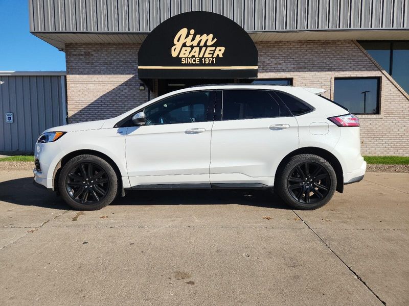 2020 Ford Edge ST LineImage 2