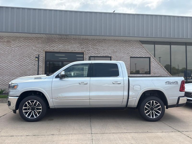 New 2026 RAM 1500 Limited Crew Cab 4x4 5