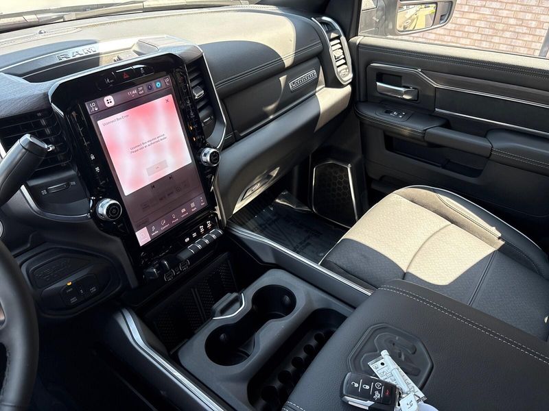 New 2025 RAM 2500 Laramie Crew Cab 4x4 6