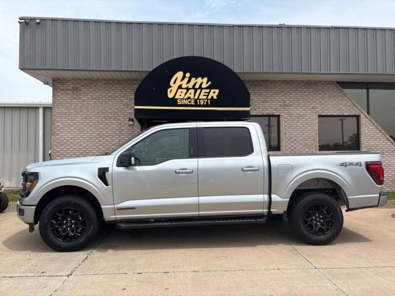 Used 2024 Ford F-150 XLTImage 2