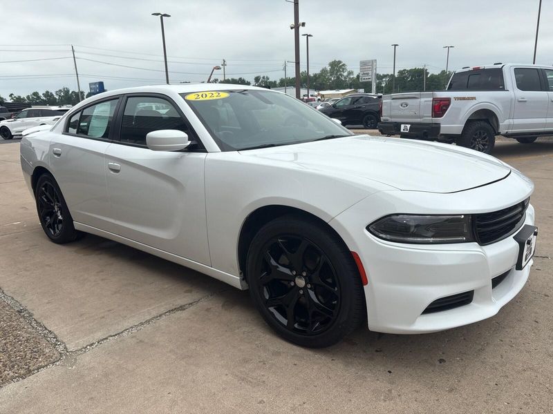 2022 Dodge Charger SXTImage 8