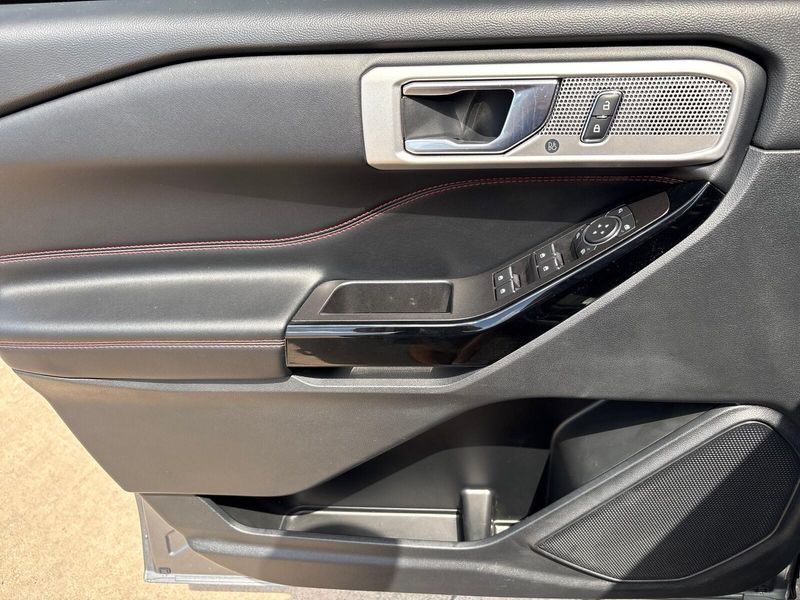 Used 2022 Ford Explorer ST-LineImage 14