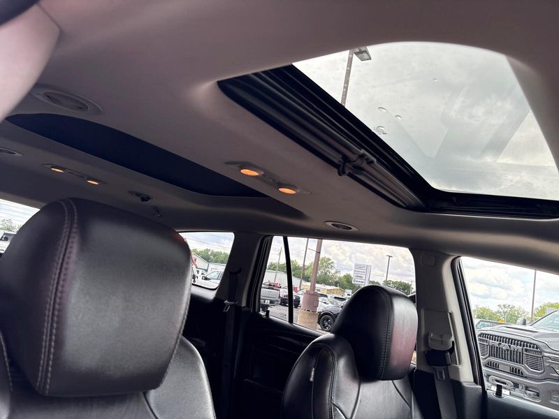2016 Buick Enclave LeatherImage 9