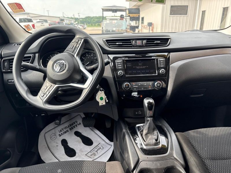 2021 Nissan Rogue Sport SImage 5