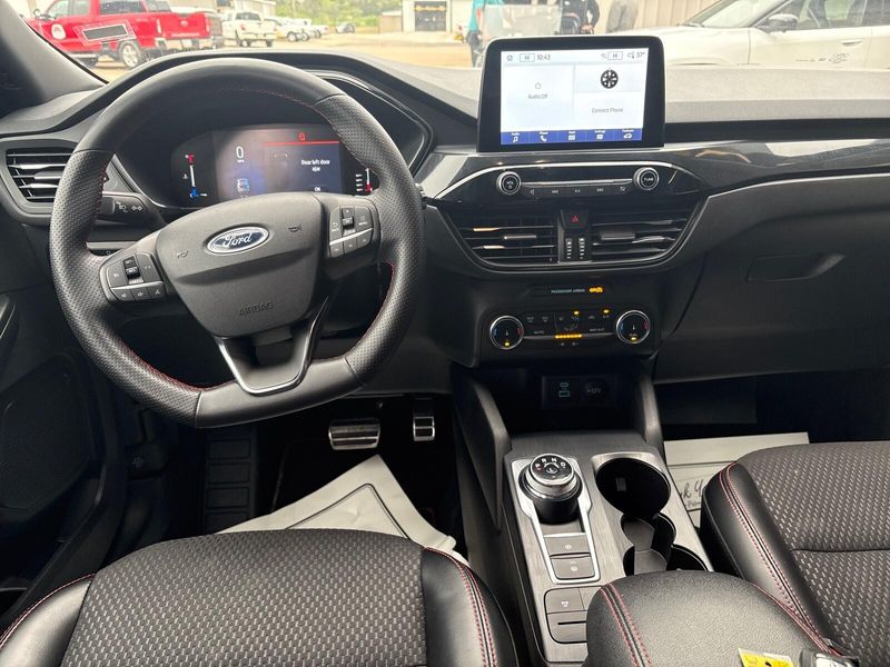 Used 2023 Ford Escape ST-LineImage 5