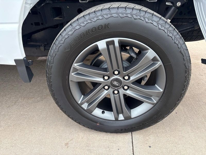 Used 2023 Ford F-150 XLTImage 12