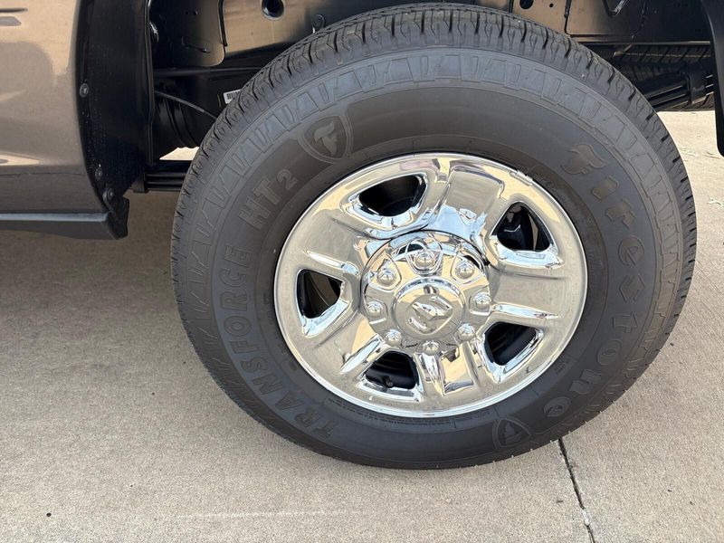 2025 RAM 3500 Tradesman Crew Cab 4x4 6