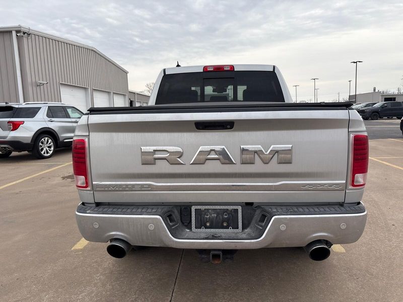 Used 2017 RAM 1500 LimitedImage 7