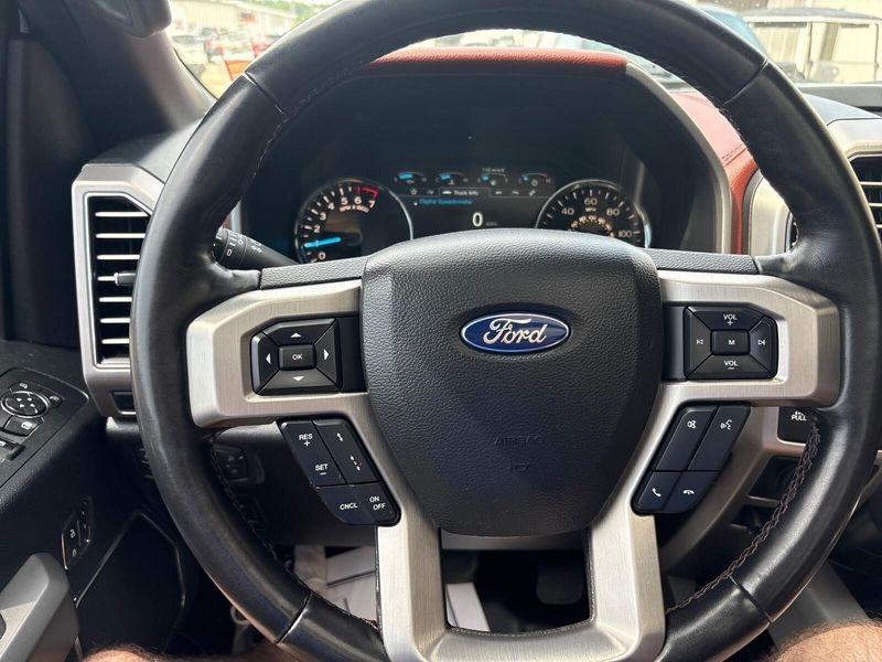 Used 2019 Ford F-150 PlatinumImage 17