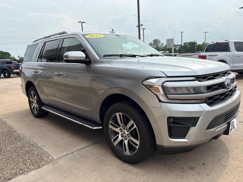 2022 Ford Expedition XLTImage 8
