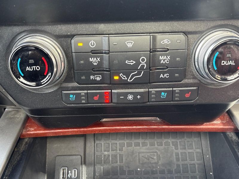 Used 2020 Ford F-250 King RanchImage 21