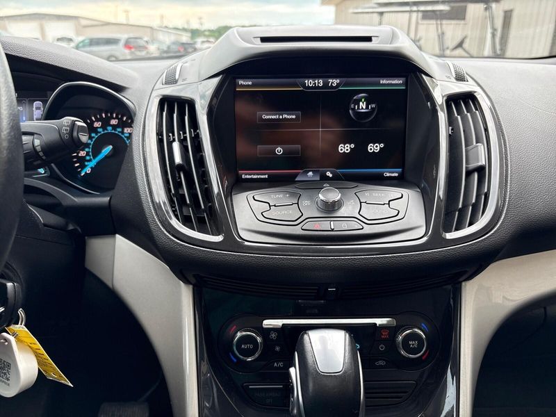 Used 2013 Ford Escape SELImage 16