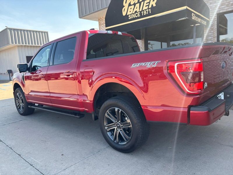 Used 2022 Ford F-150 XLTImage 11