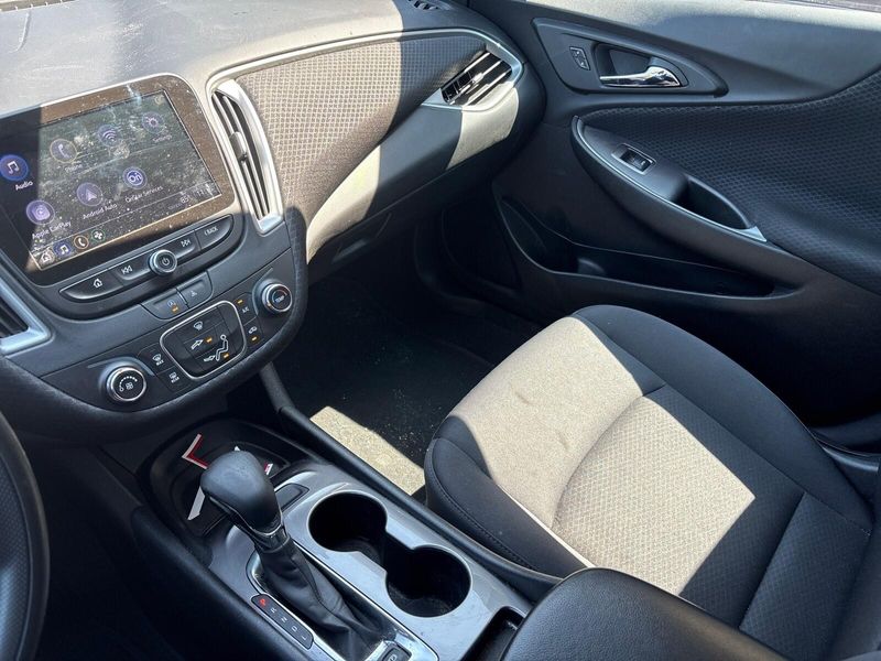 Used 2023 Chevrolet Malibu LSImage 16