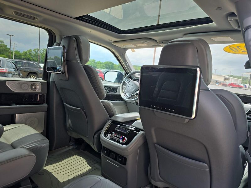 Used 2020 Lincoln Navigator ReserveImage 13