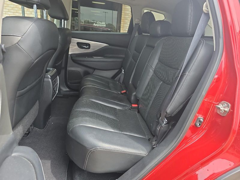2016 Nissan Murano PlatinumImage 13