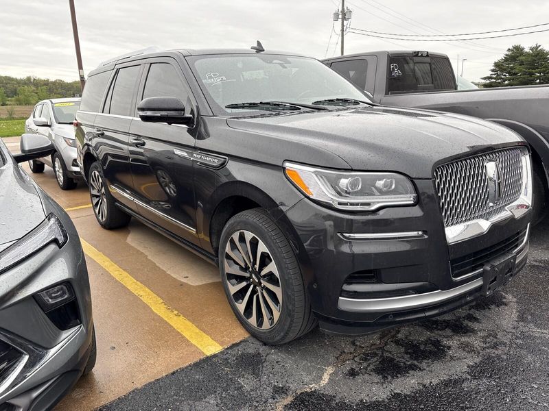 2022 Lincoln Navigator ReserveImage 3