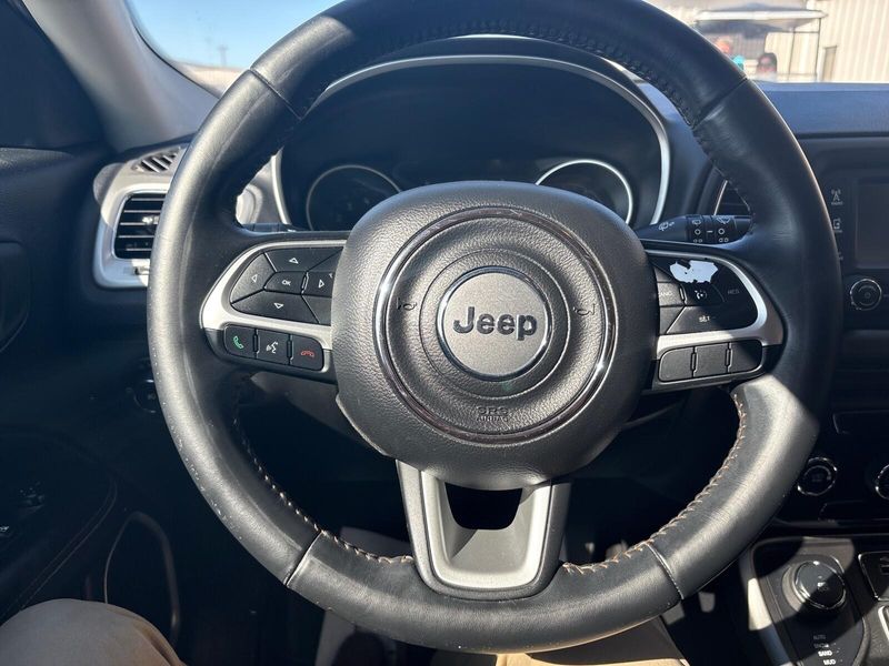 Used 2017 Jeep New Compass LatitudeImage 13
