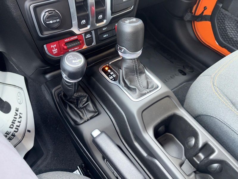 2025 Jeep Wrangler 2-door WillysImage 16