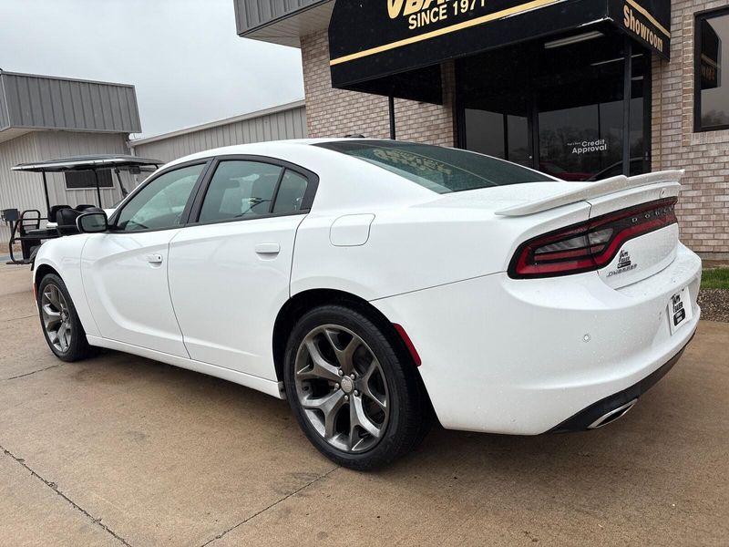 2022 Dodge Charger SXTImage 23