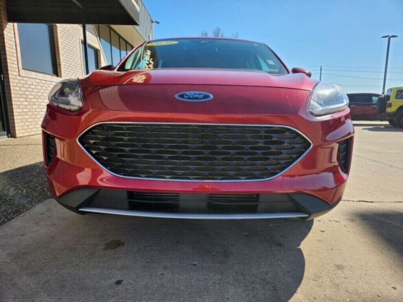 2020 Ford Escape SEImage 4
