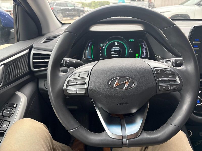 Used 2021 Hyundai Ioniq Hybrid SEImage 11