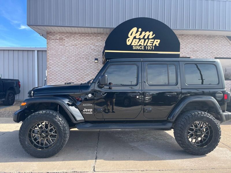 2021 Jeep Wrangler Unlimited SaharaImage 2
