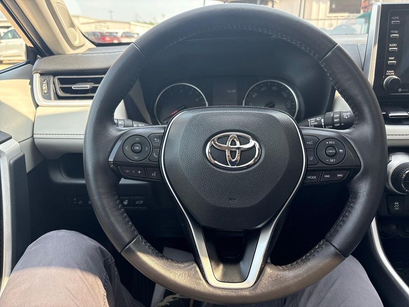 Used 2021 Toyota RAV4 XLE PremiumImage 14