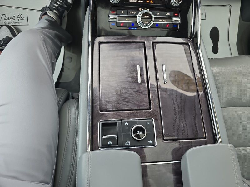 Used 2020 Lincoln Navigator ReserveImage 23
