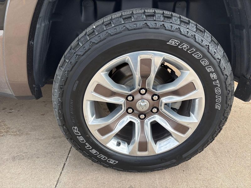 Used 2019 RAM 1500 LonghornImage 12