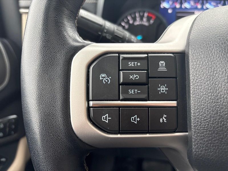 Used 2023 Ford Expedition LimitedImage 19