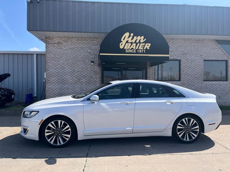 2020 Lincoln MKZ ReserveImage 2