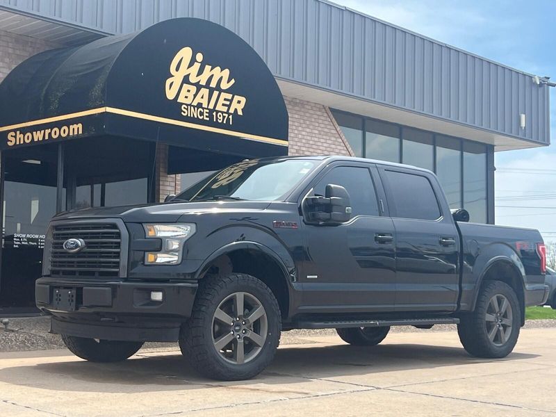 2017 Ford F-150 XLTImage 1