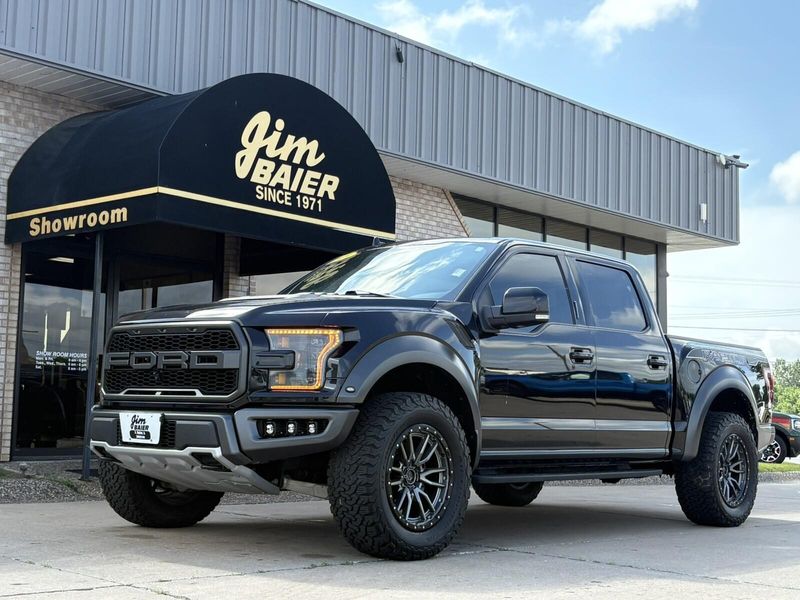 2019 Ford F-150 RaptorImage 1