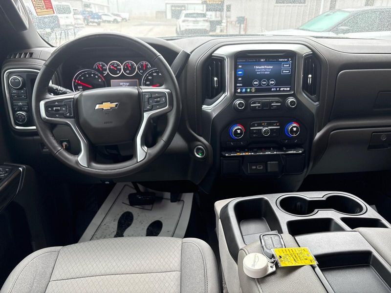 Used 2022 Chevrolet Silverado 1500 LTD LTImage 5