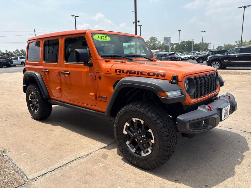 2025 Jeep Wrangler 4-door RubiconImage 7