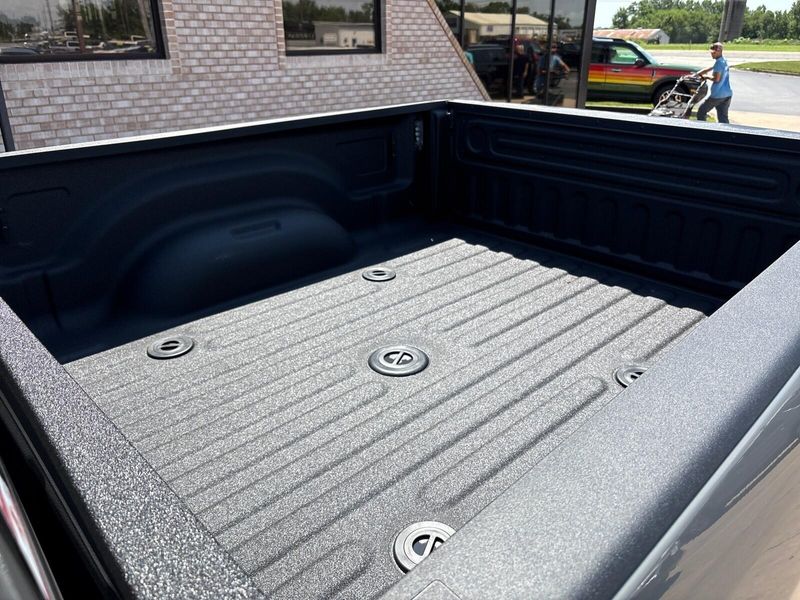 New 2025 RAM 2500 Laramie Crew Cab 4x4 6