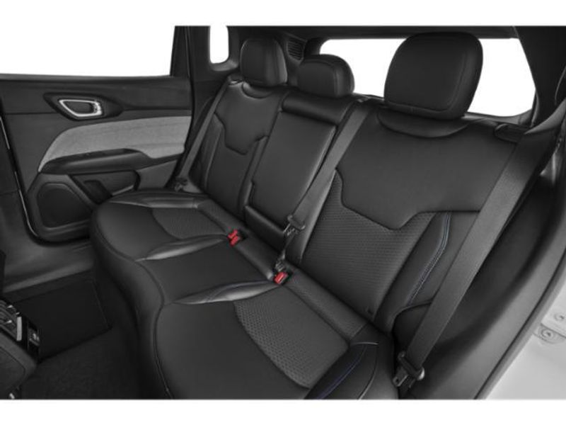 New 2026 Jeep Compass Limited Altitude 4x4Image 13