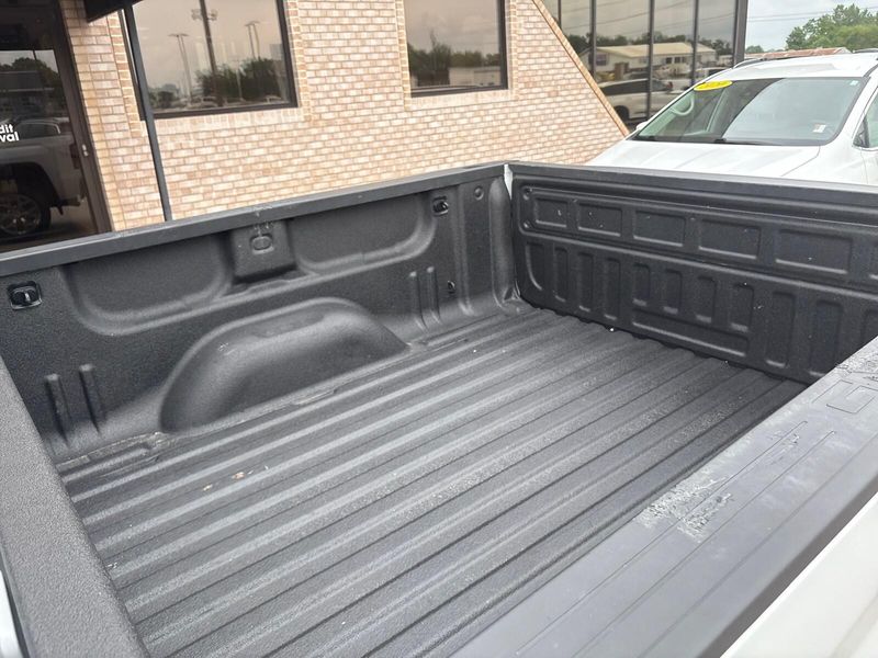 2018 GMC Sierra 1500 SLTImage 13