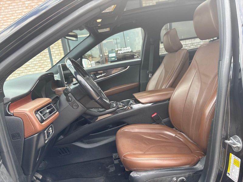 Used 2022 Lincoln Nautilus ReserveImage 3