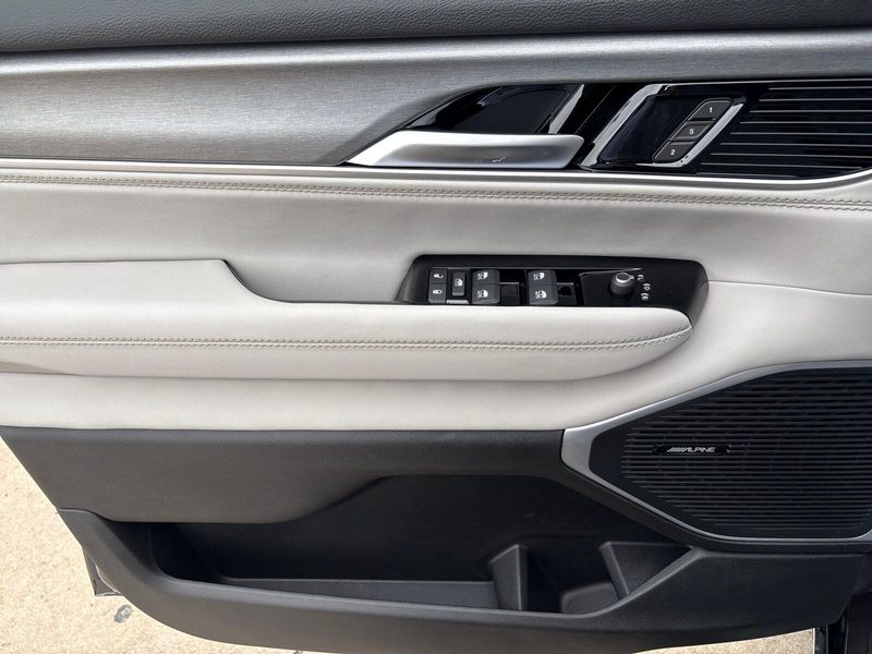 2025 Jeep Wagoneer Series IIImage 15