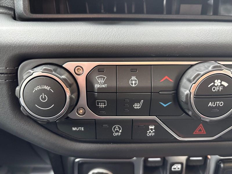 New 2026 Jeep Wrangler 4-door RubiconImage 18