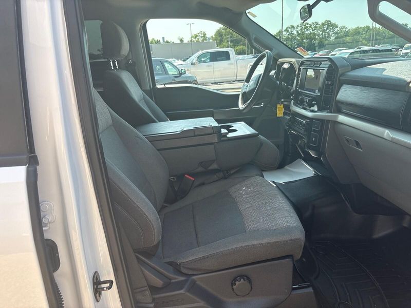 Used 2021 Ford F-150 XLTImage 8