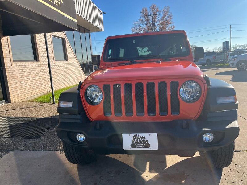 2023 Jeep Wrangler Sport AltitudeImage 6