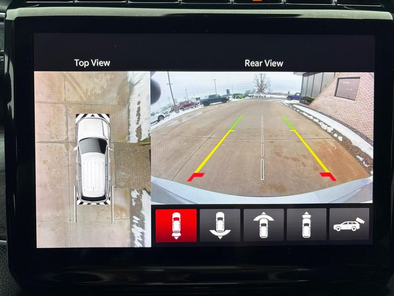 Used 2024 Jeep Grand Cherokee L LimitedImage 25